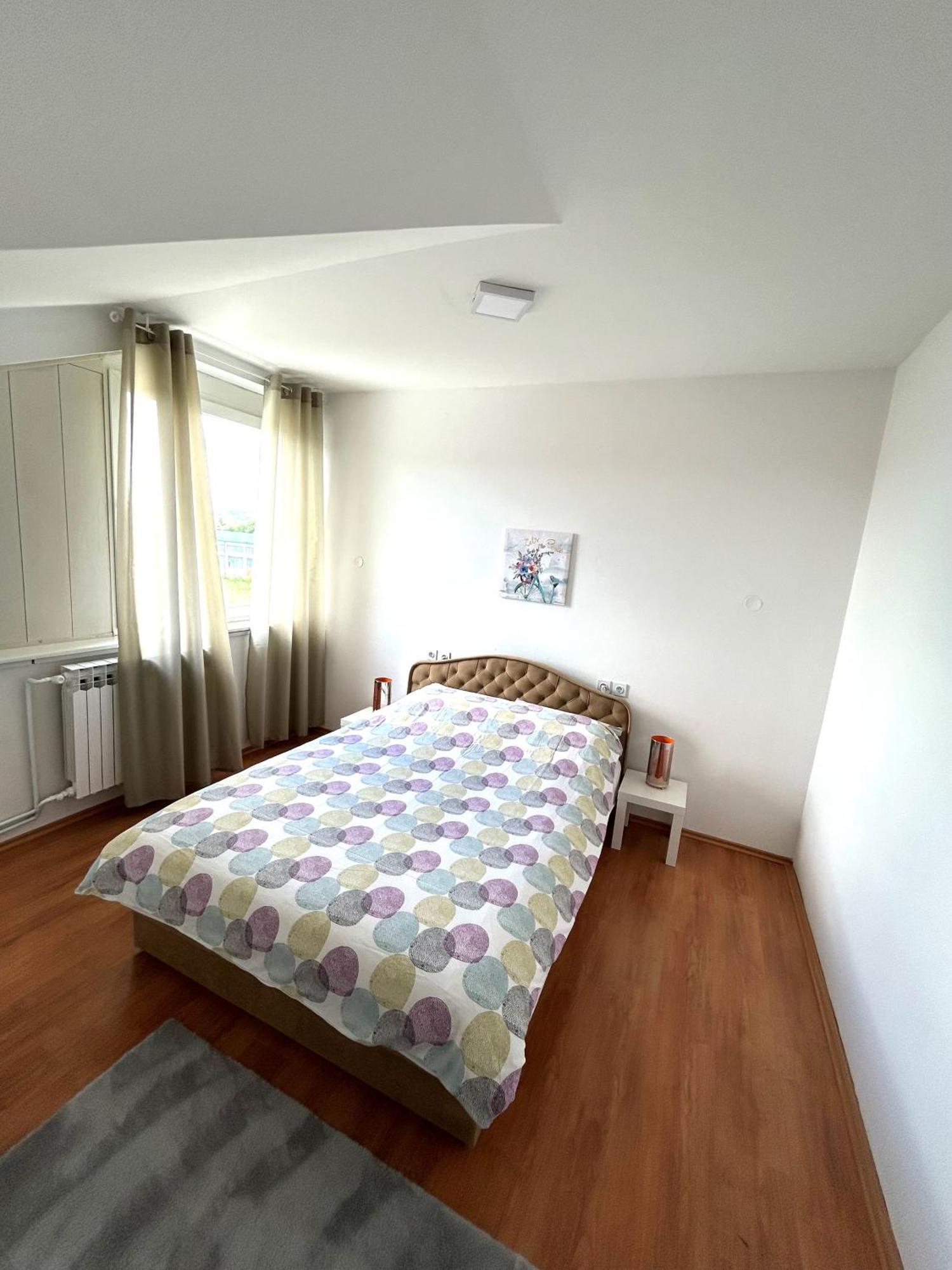 Rooms Alea Sanski Most エクステリア 写真